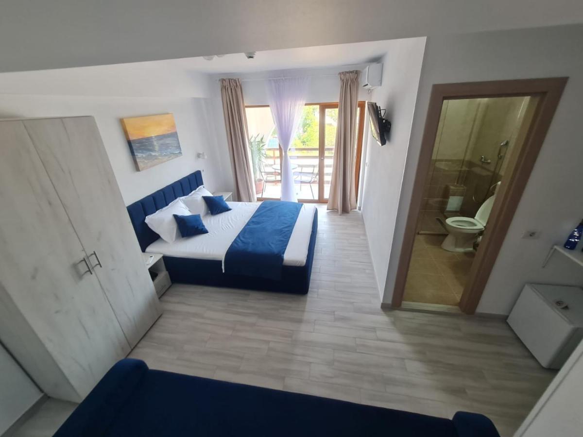 Hotel Yuka Vama Veche Exterior foto